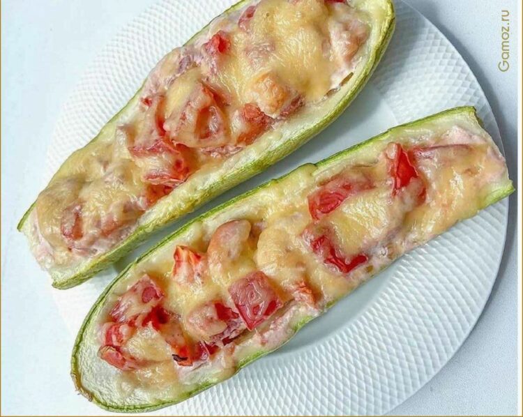 Лодочки из кабачков с грушей