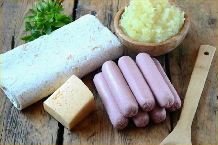 (сосиски, картофельно-сырной, шубке, простой, вкусный) Сосиски в картофельно-сырной шубке — простой и вкусный рецепт