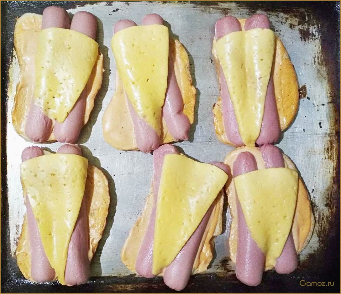 (хлебный, ёжик, сосисками, сыром, лакомство) Хлебный ёжик с сосисками и сыром — лакомство, которое покорило сердца гурманов!
