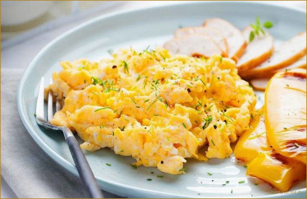 Яичница-болтунья — секреты приготовления воздушного завтрака без точек и двоеточий